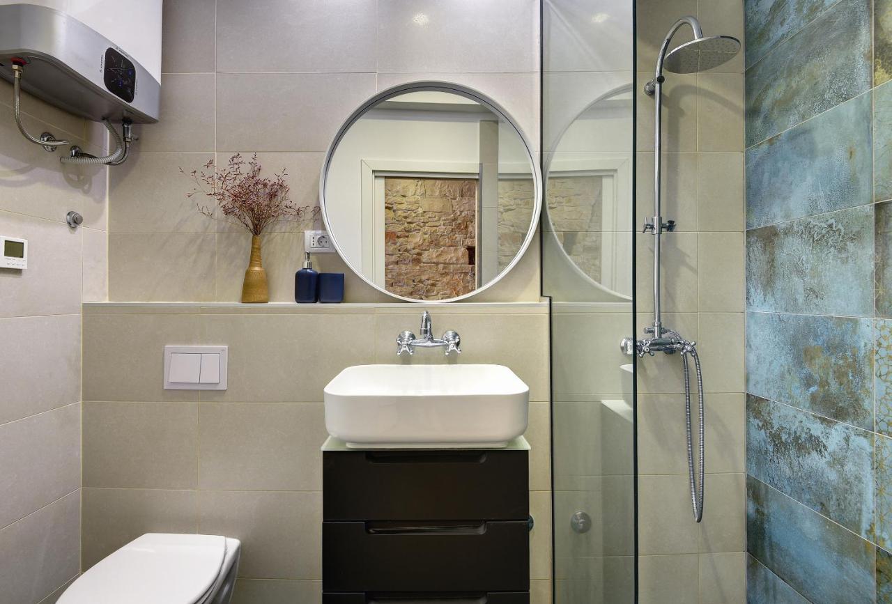 Apartment Forum 2