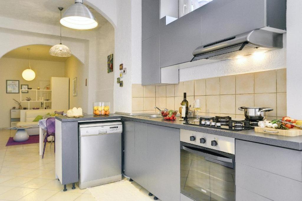 Apartment Forum 2