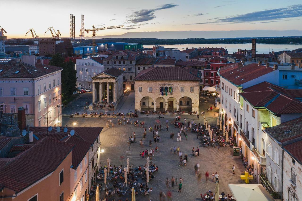 Forum 2 Apartment Pula